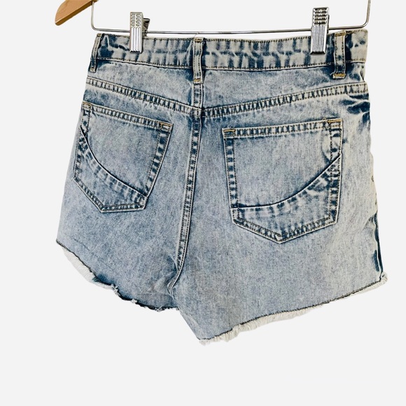 PENSHOPPE Denimlab Distressed light wash denim Jean Shorts S - Picture 3 of 6